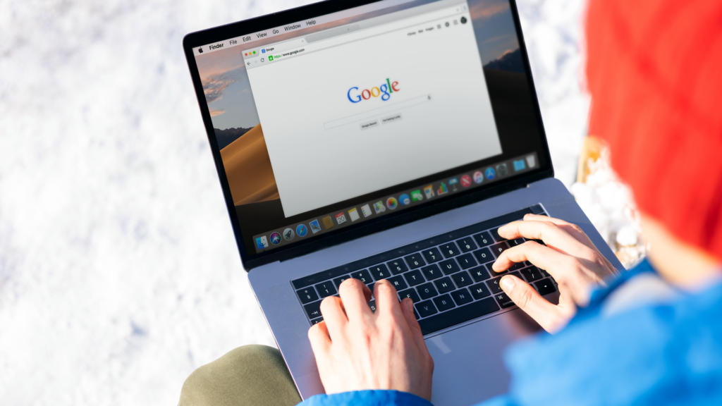 Patient preparing to look up a nearby chiropractor on Google