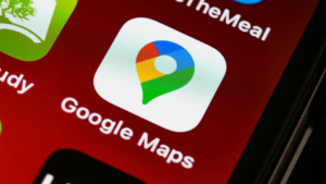 Smartphone home screen showing the Google Maps application icon